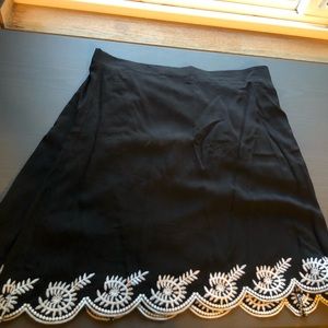 Mini Skirt. Embroidered Details.